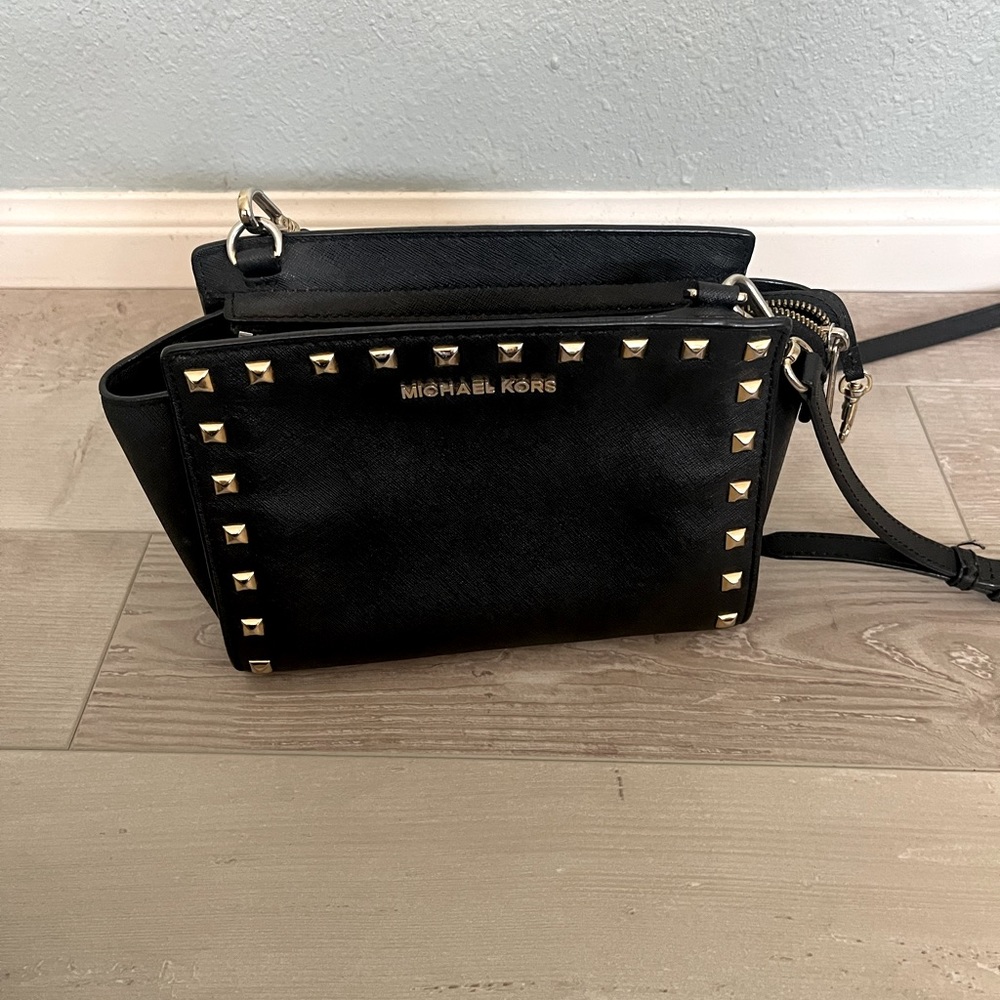 Michael Kors Cross Body Purse